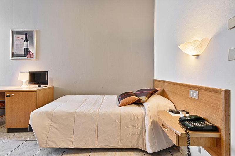Hotel Celestino Piobesi Torinese Zewnętrze zdjęcie